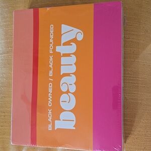 Target beauty box Shea, exfoliating, scarf and more